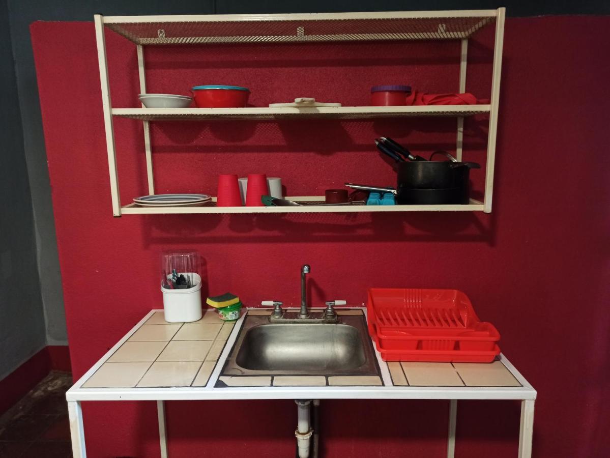 Hostal Harvest House León Εξωτερικό φωτογραφία